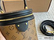 Louis Vuitton Monogram Reverse Cannes 15cm - 3