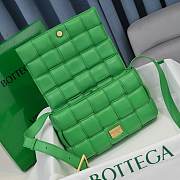 Bottega Veneta Green Casette Padded Bag 26x18x8cm - 2