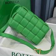 Bottega Veneta Green Casette Padded Bag 26x18x8cm - 5