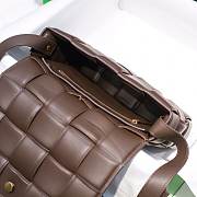 	 Bottega Veneta Brown Casette Padded Bag 26x18x8cm - 4