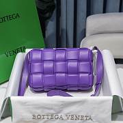  Bottega Veneta Purple Casette Padded Bag 26x18x8cm - 4