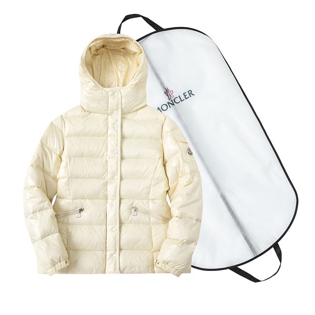 Moncler Barante Short Down Jacket FG00490 Cream - 1