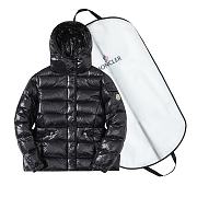 Moncler Barante Short Down Jacket FG00490 Black - 1