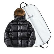 Moncler Black Parana Short Down Jacket FG00445 Black - 1