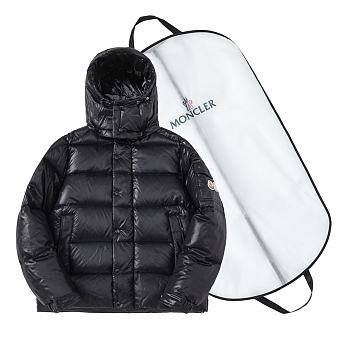 Moncler Maya 70th Short Down Jacket FG00475 Black