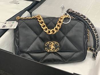 Chanel 19 Flap Bag Black Lambskin Mixed Hardware 26×16×9cm