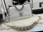 Chanel 19 White Lambskin Mixed Hardware Gold 26cm - 4