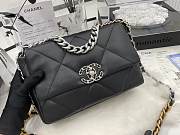 Chanel 19 Black Lambskin Mixed Hardware Gold 26cm - 2