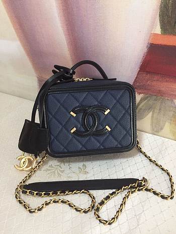 Chanel Filigree Vanity Case Navy 17cm