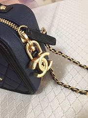 Chanel Filigree Vanity Case Navy 17cm - 4