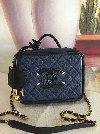 Chanel Filigree Vanity Case Navy 21cm