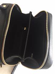 Chanel Filigree Vanity Case Black 17cm - 5