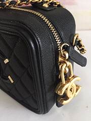 Chanel Filigree Vanity Case Black 17cm - 3