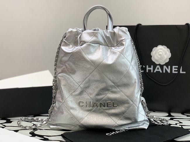 Chanel 22 Large Backpack Silver 34*29*8*cm - 1