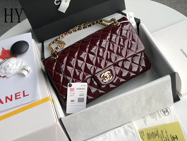 Chanel Classic Flap Bag Burgundy Gold Quilted Patent Leather 25cm - 1