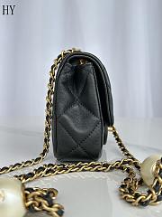 Chanel Mini Flap Bag White Double Pearl Crush in Black Calfskin 18x13x7cm - 2