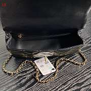 Chanel 21P Black Flap Bag 25cm - 2