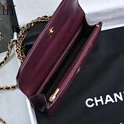 Chanel Flap Phone Holder Shiny Lambskin Burgundy 17cm - 5