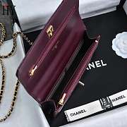 Chanel Flap Phone Holder Shiny Lambskin Burgundy 19cm - 3