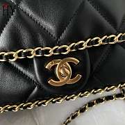 Chanel Crumpled Calfskin Chain all over Flap Black 21*13*6.5cm - 2