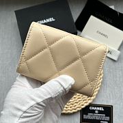 Chanel 19 Flap Card Holder Beige Lambskin 11*8.5*3CM - 5