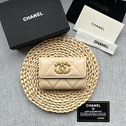 Chanel 19 Flap Card Holder Beige Lambskin 11*8.5*3CM - 4