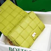 Bottega Veneta Kiwi Casette Padded Bag 26x18x8cm - 4