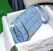 Bottega Veneta Light Blue Casette Padded Bag 26x18x8cm - 4