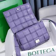 Bottega Veneta Lilac Casette Padded Bag 26x18x8cm - 4