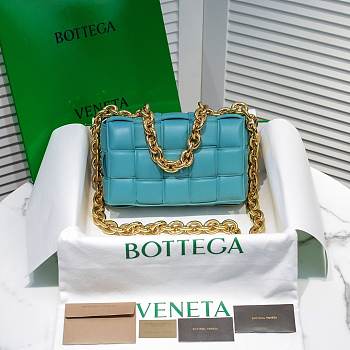 Bottega Veneta Light Blue Chain Cassette Bag 26x18x8cm