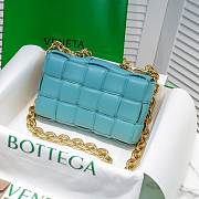 Bottega Veneta Light Blue Chain Cassette Bag 26x18x8cm - 3