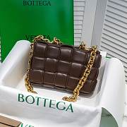 Bottega Veneta Brown Chain Cassette Bag 26x18x8cm - 2