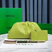 Bottega Veneta The Pouch Kiwi 38*20*8.5cm - 1