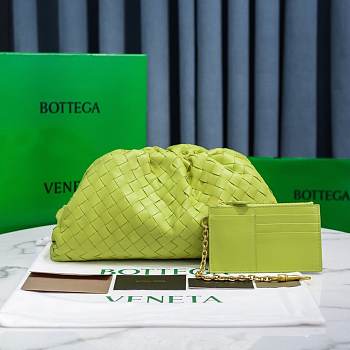 Bottega Veneta The Pouch Kiwi 38*20*8.5cm