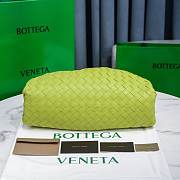 Bottega Veneta The Pouch Kiwi 38*20*8.5cm - 2