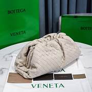 Bottega Veneta The Pouch Cream 38*20*8.5cm - 2