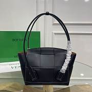 Bottega Veneta Arco Bag Black 38*33*6cm - 1