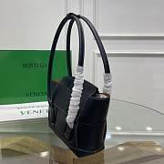 Bottega Veneta Arco Bag Black 38*33*6cm - 4