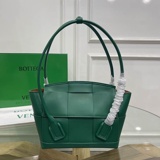 Bottega Veneta Arco Bag Green 38*33*6cm - 1