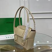 Bottega Veneta Arco Bag Light Beige 38*33*6cm - 3