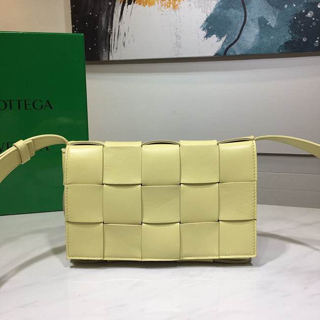 Bottega Veneta Cassette Lemon Washed 23cm - 1