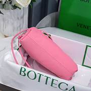 Bottega Veneta Pink The Pouch Clutch 23*13*7cm - 3