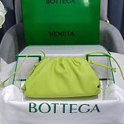 Bottega Veneta Kiwi The Pouch Clutch 23*13*7cm - 1