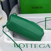 Bottega Veneta Green The Pouch Clutch 23*13*7cm - 2