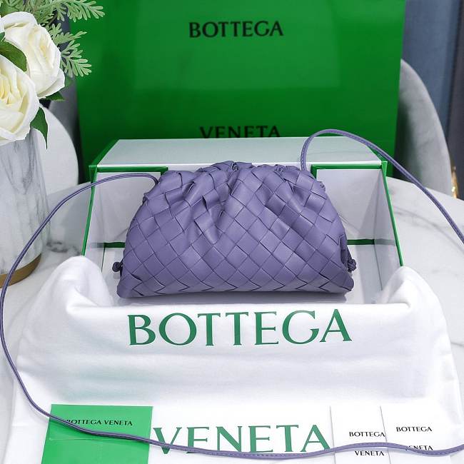 Bottega Veneta Purple The Mini Pouch 22×12×7cm - 1