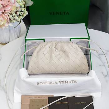 Bottega Veneta White The Mini Pouch 22×12×7cm