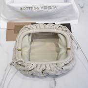 Bottega Veneta White The Mini Pouch 22×12×7cm - 4