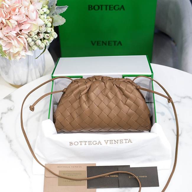 Bottega Veneta Brown The Mini Pouch 22×12×7cm - 1