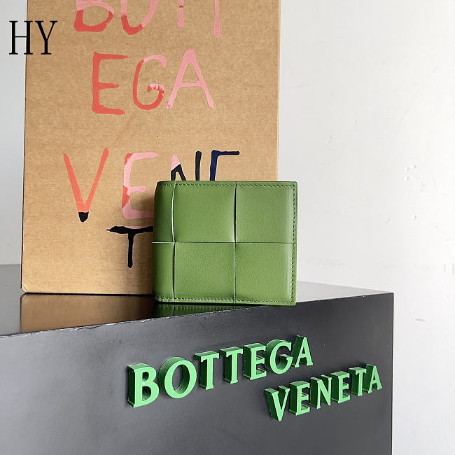 Bottega Veneta Cassette Bi-Fold Wallet Tea Leaf 10.5*8.8*2.5 - 1