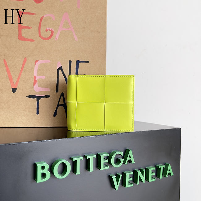 Bottega Veneta Cassette Bi-Fold Wallet Lime 10.5*8.8*2.5cm - 1